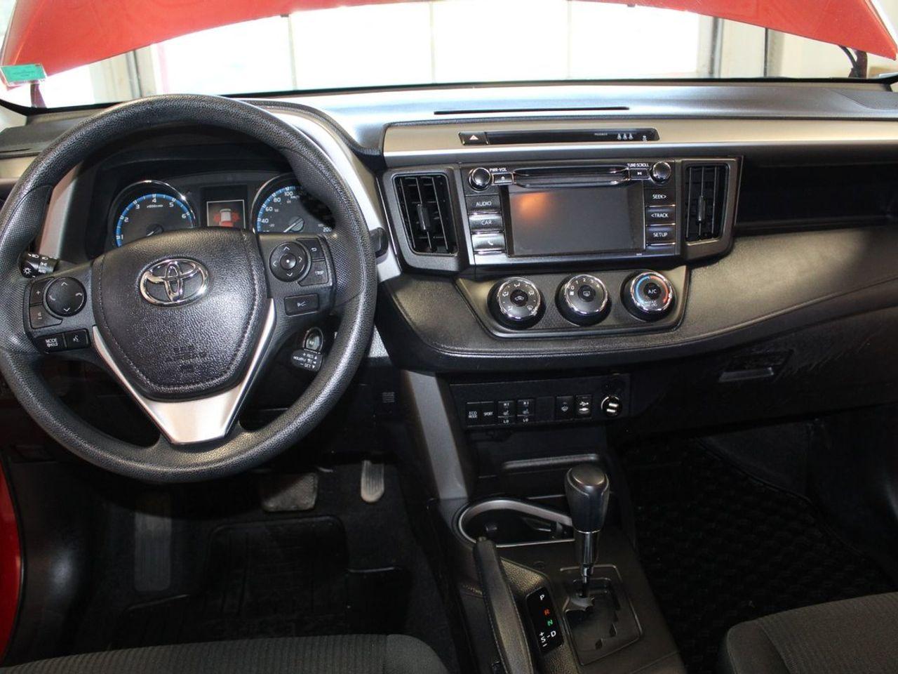 2017 Toyota RAV4 LE-4