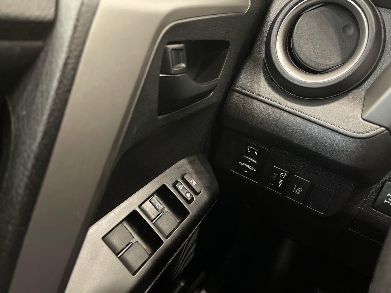 2017 Toyota RAV4 LE-3