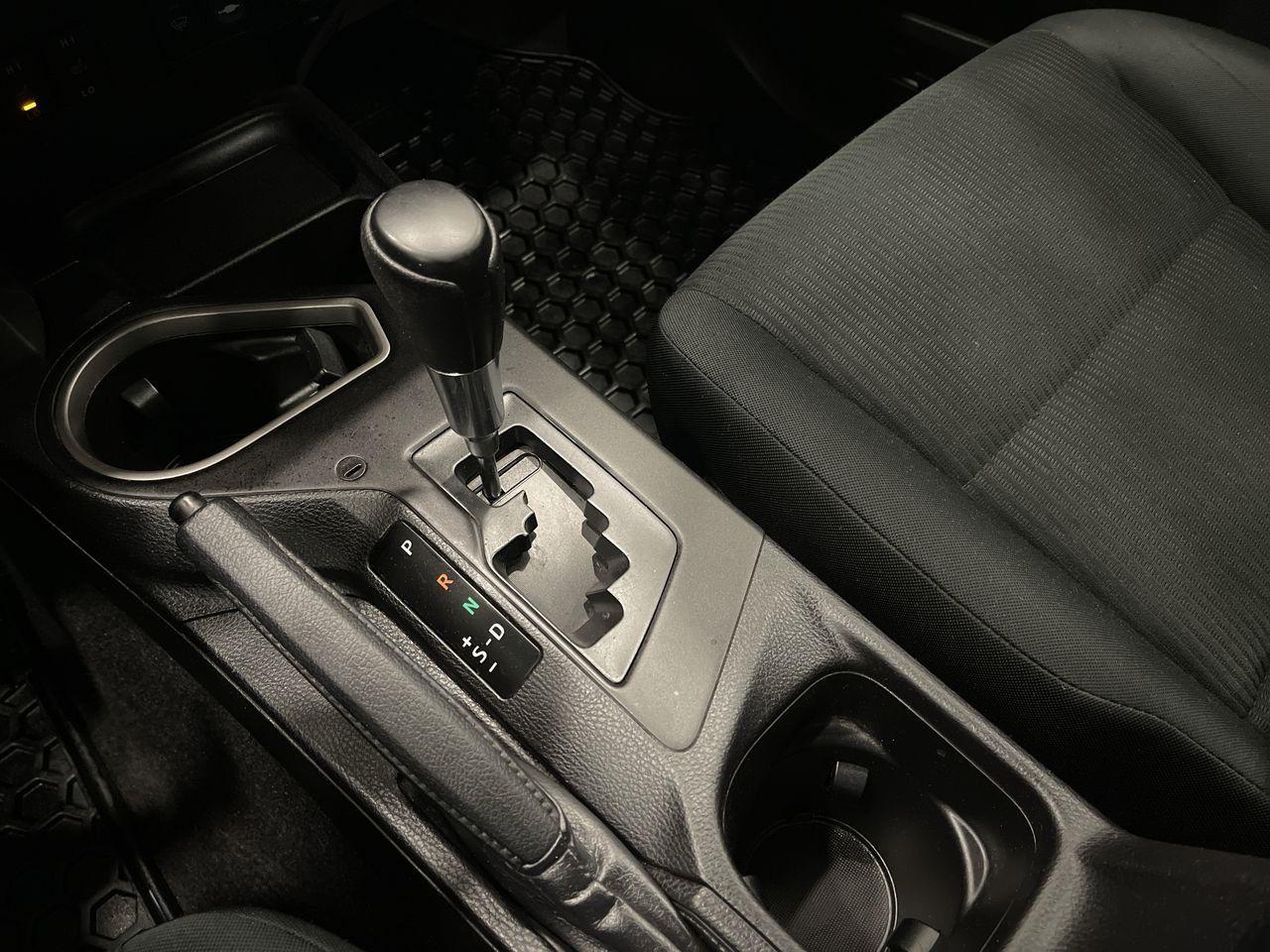 2017 Toyota RAV4 LE-4