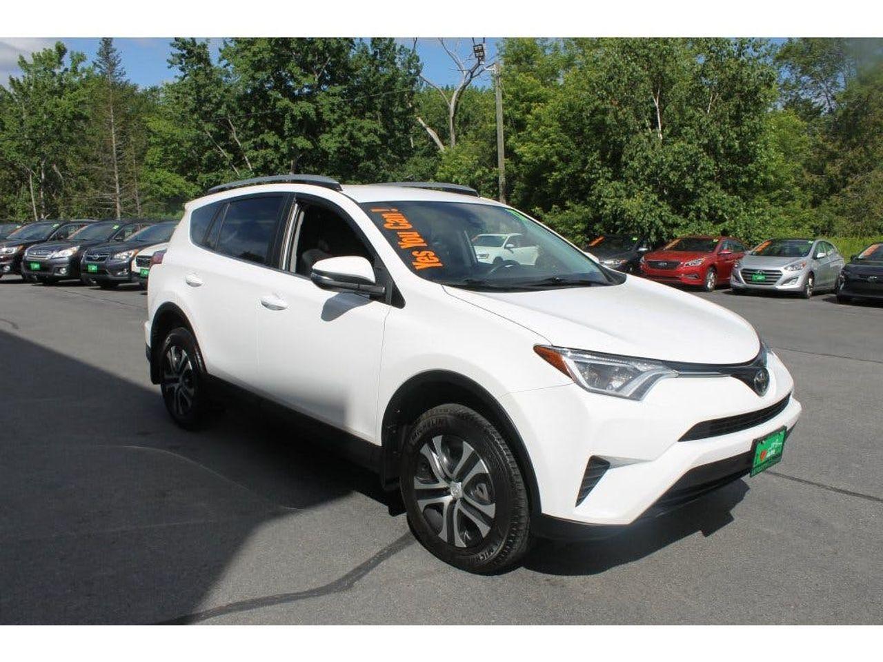 2017 Toyota RAV4 LE-4