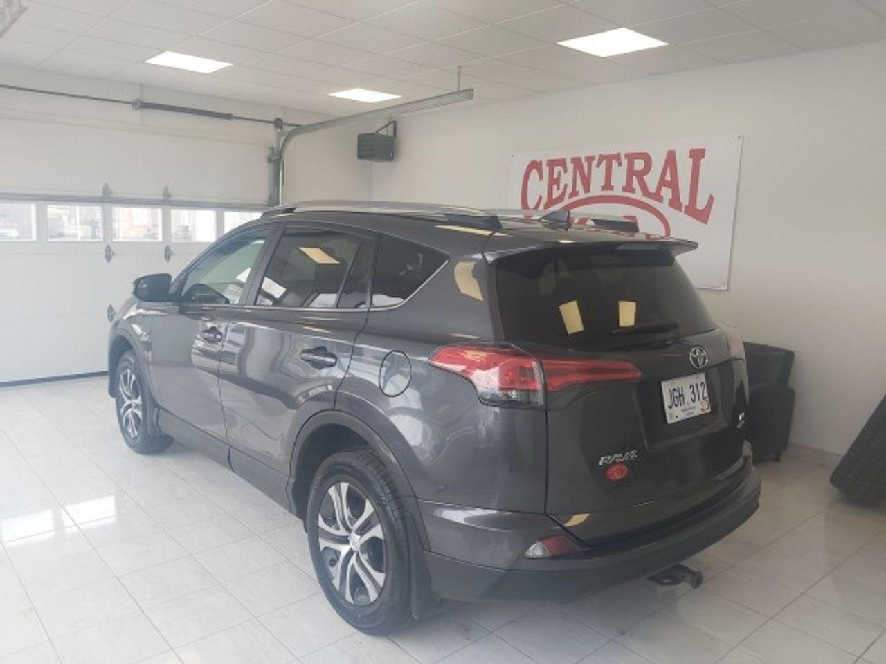 2017 Toyota RAV4 LE-1