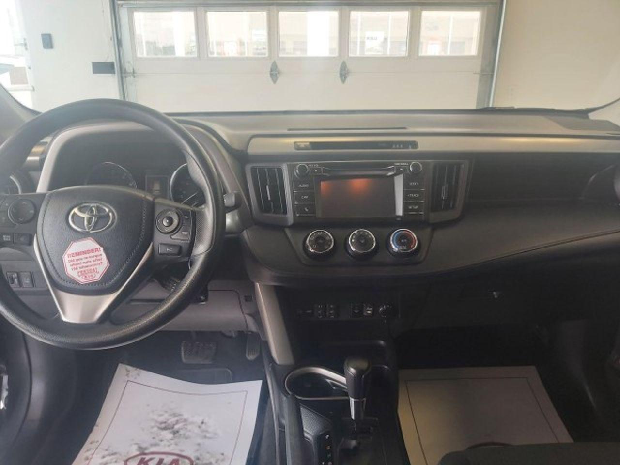 2017 Toyota RAV4 LE-2