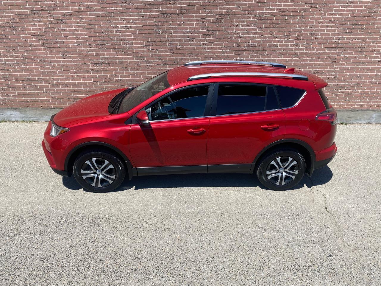 2017 Toyota RAV4 LE-2