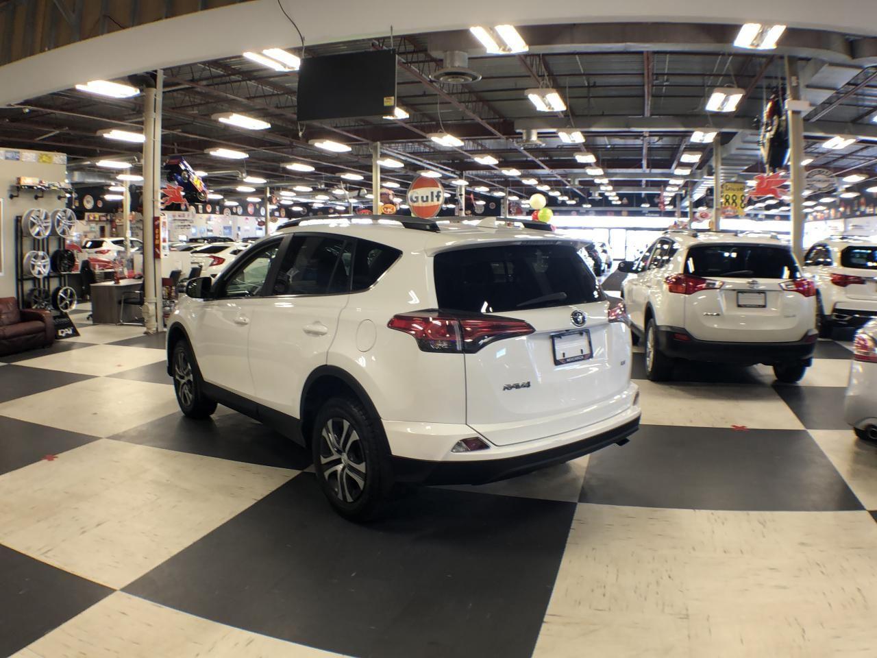 2017 Toyota RAV4 LE-4