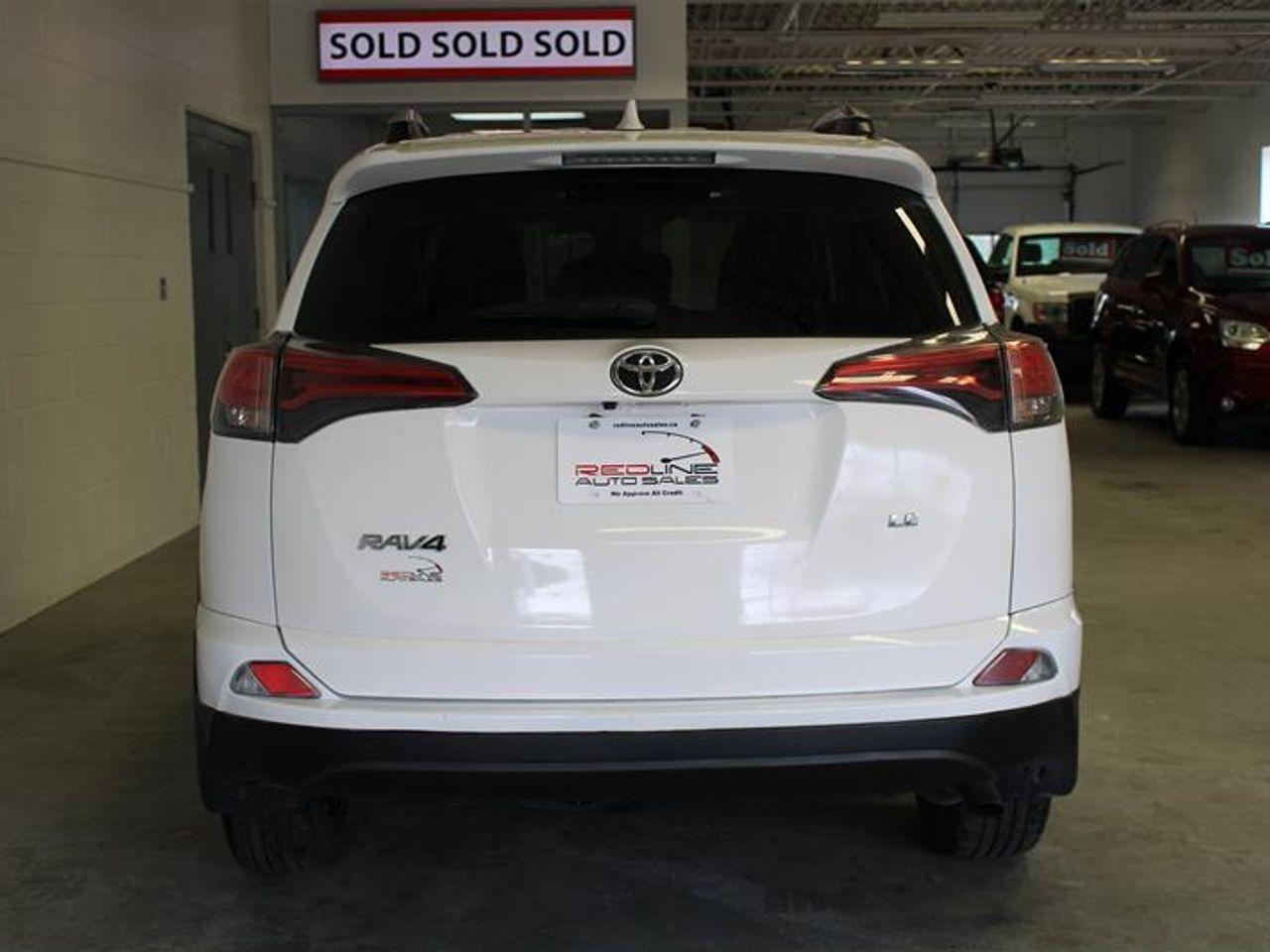2017 Toyota RAV4 LE-3