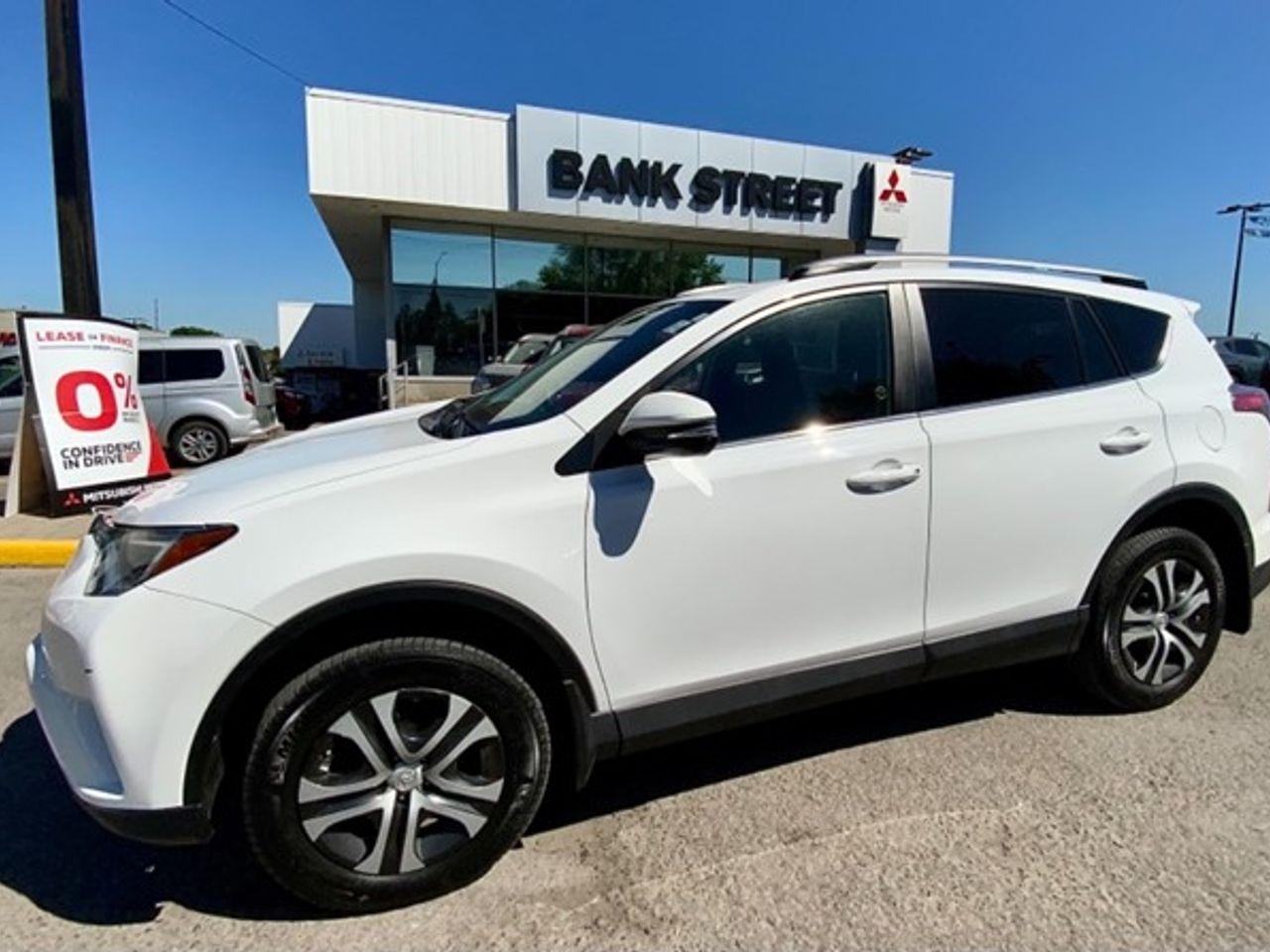 2017 Toyota RAV4 LE-3