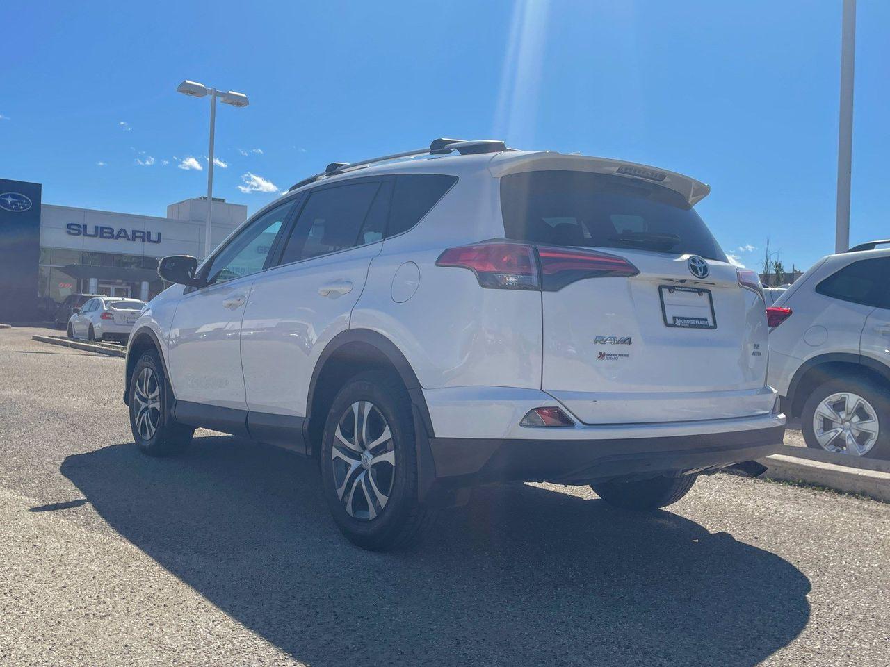2017 Toyota RAV4 LE-4