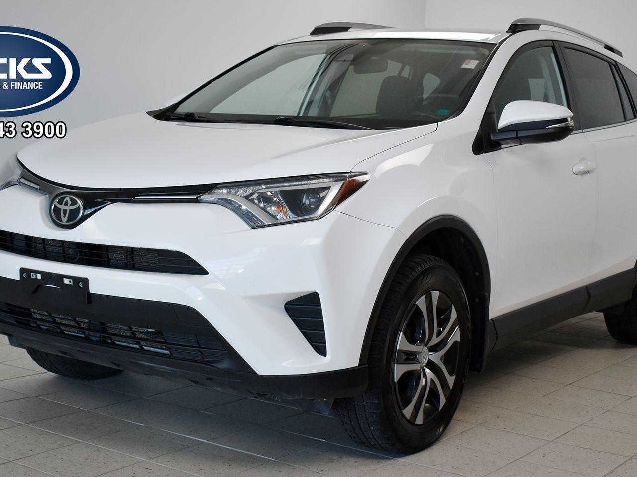 2017 Toyota RAV4 LE-0