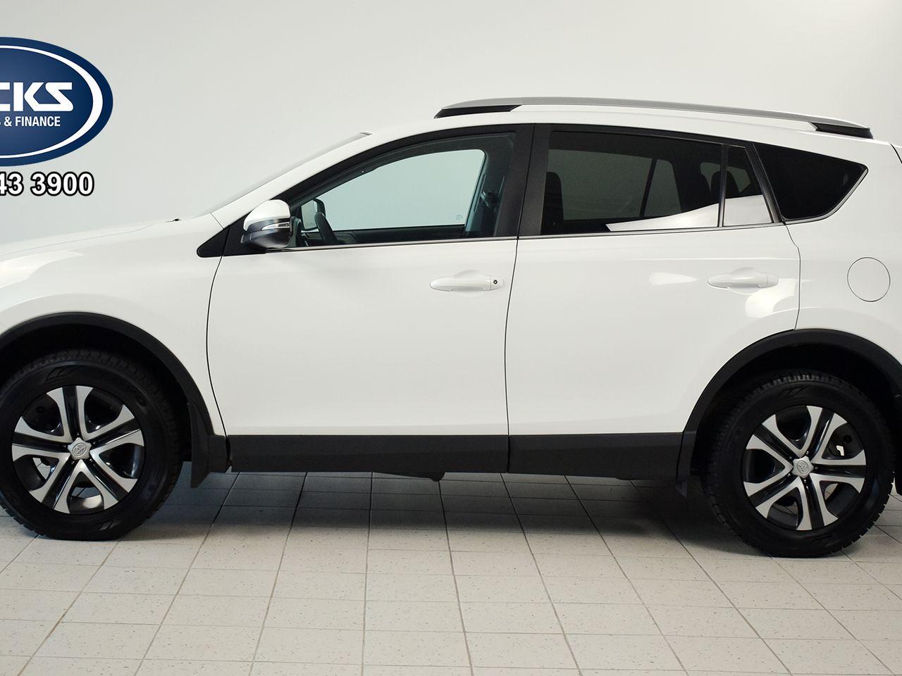 2017 Toyota RAV4 LE-2