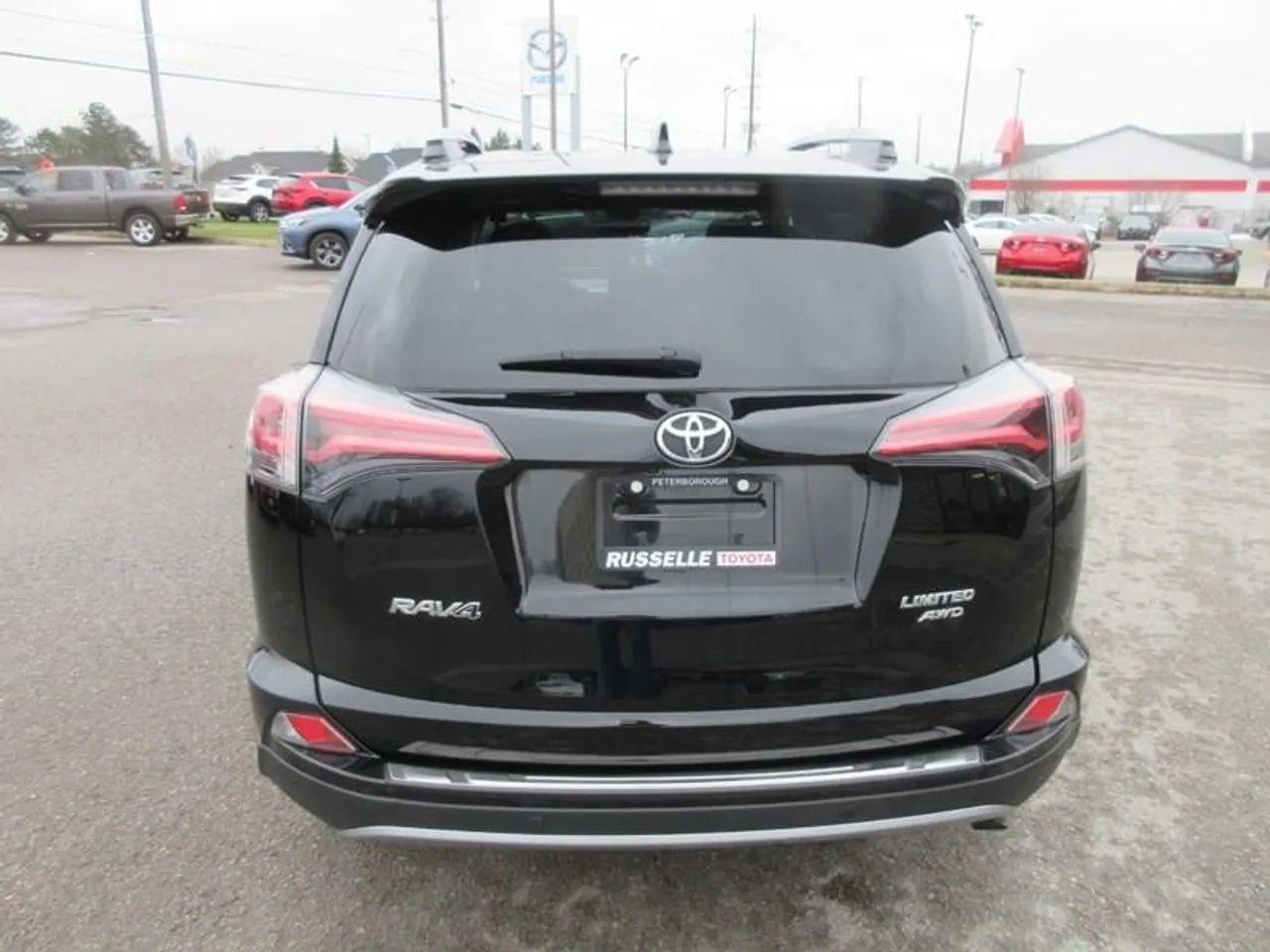 2017 Toyota RAV4 Limited-3