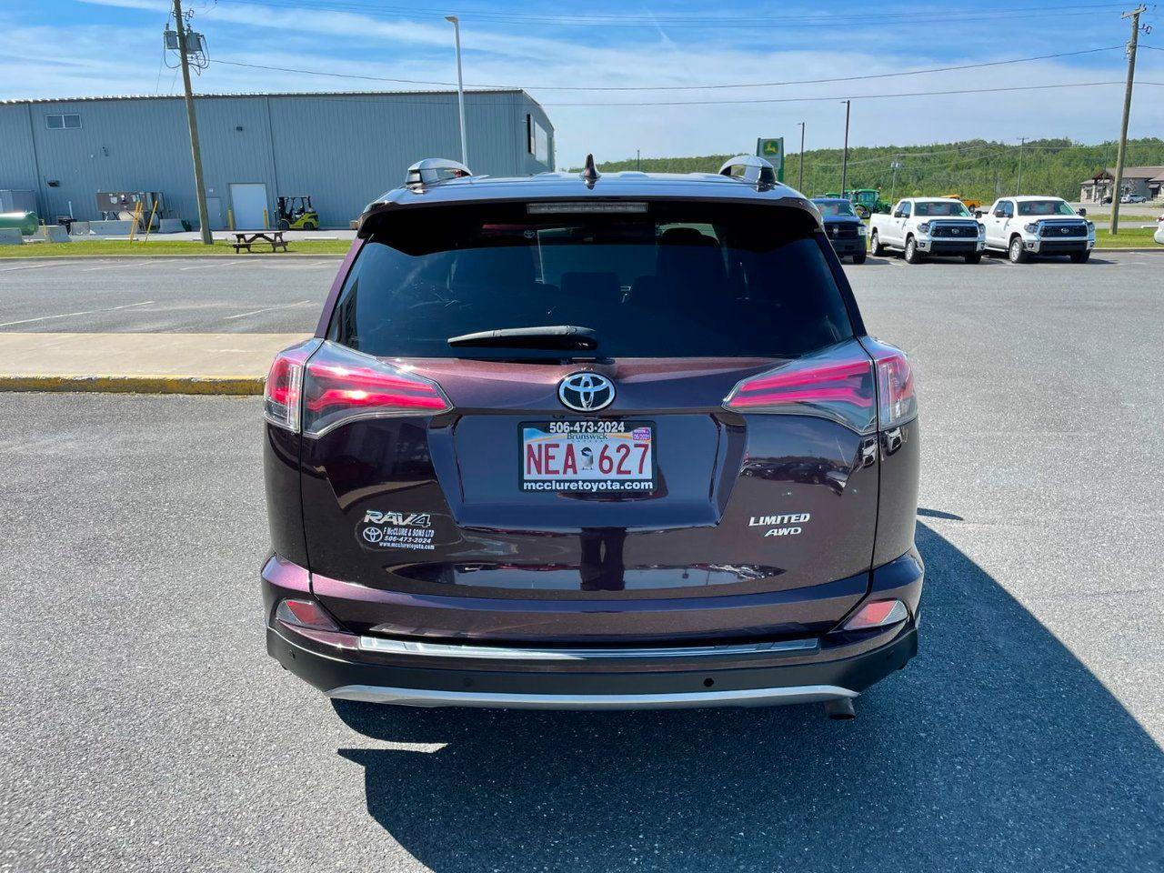 2017 Toyota RAV4 Limited-4