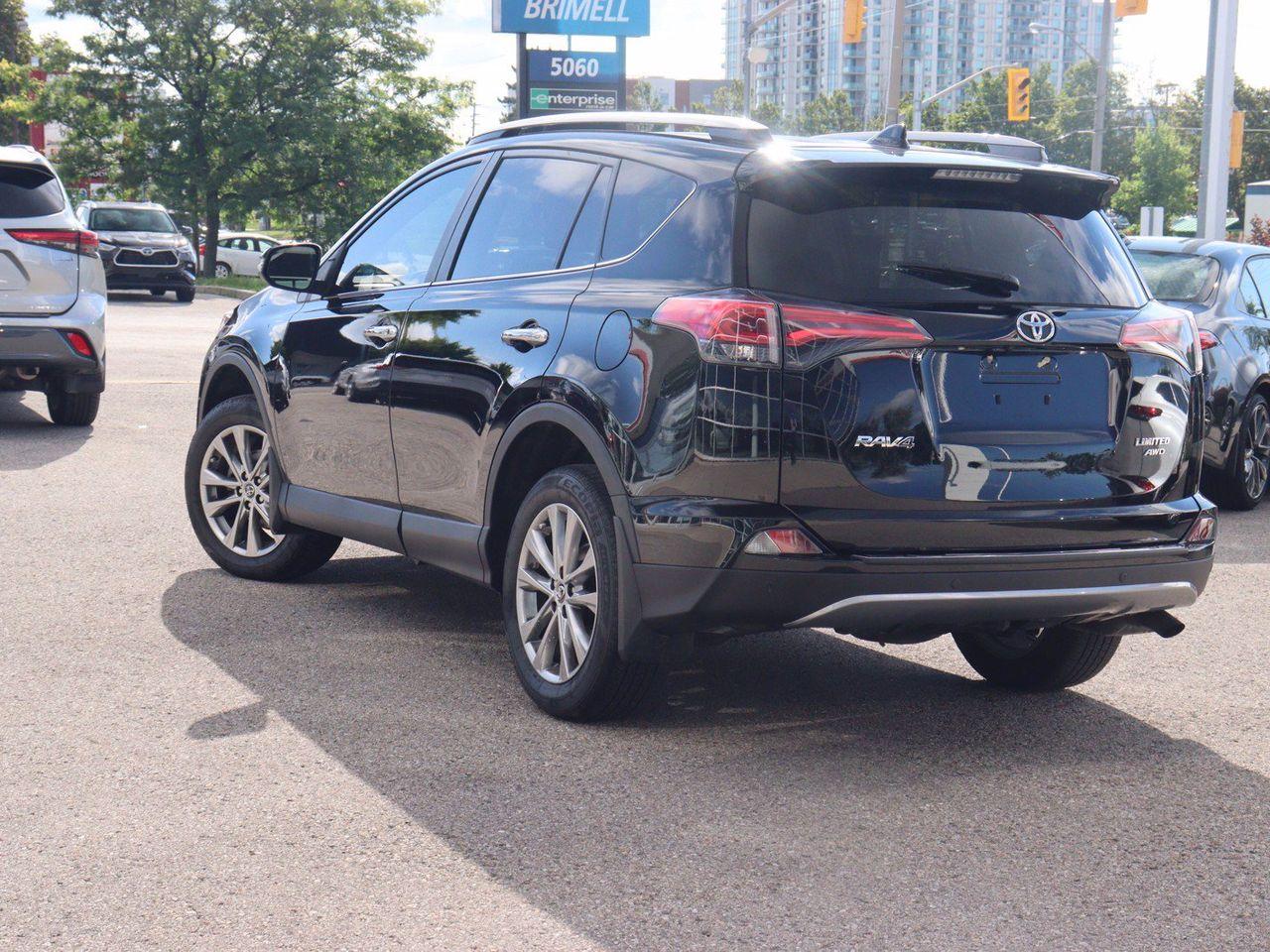 2017 Toyota RAV4 Limited-4