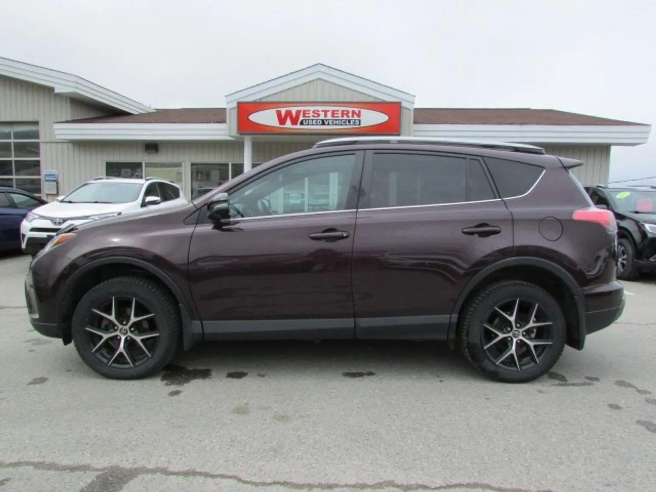 2017 Toyota RAV4 SE-4