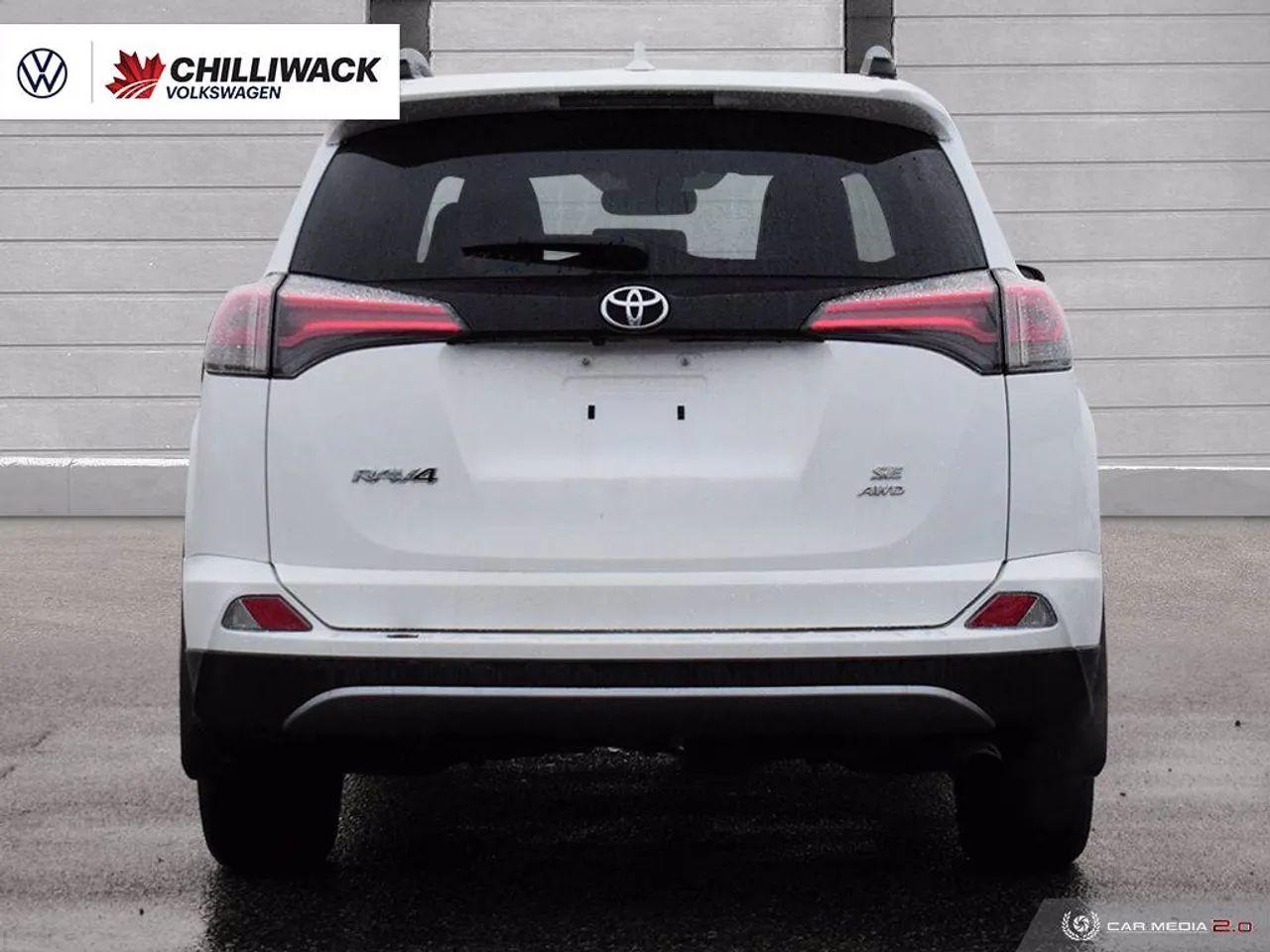 2017 Toyota RAV4 SE-4