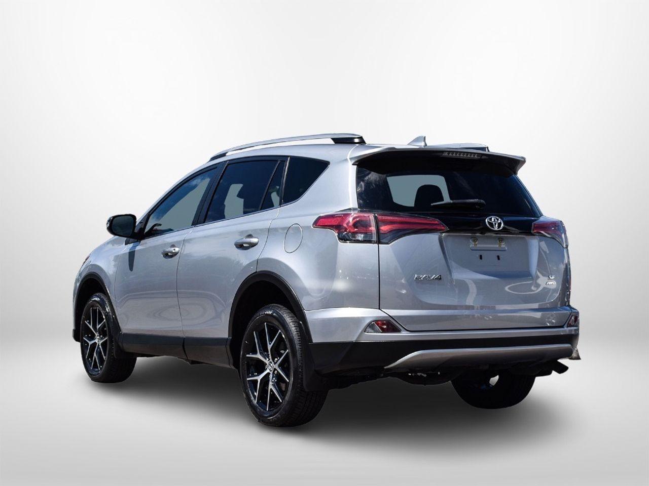 2017 Toyota RAV4 SE-3