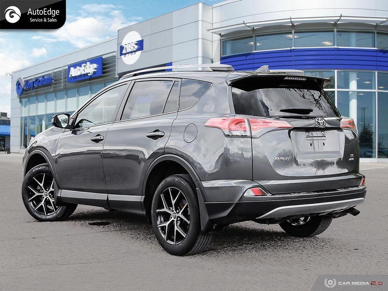 2017 Toyota RAV4 SE-3