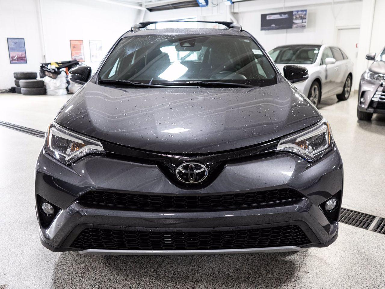 2017 Toyota RAV4 SE-1