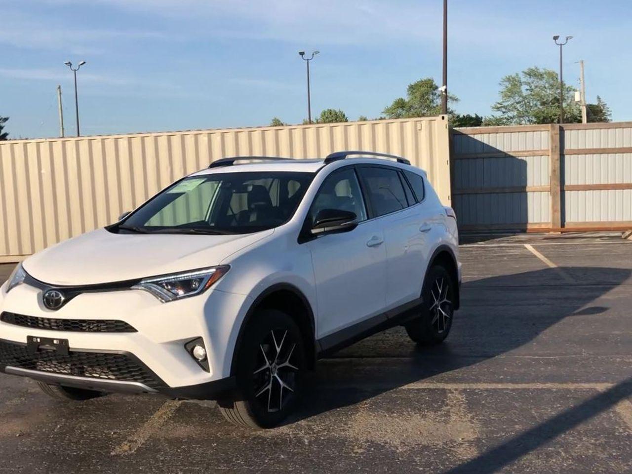 2017 Toyota RAV4 SE-3