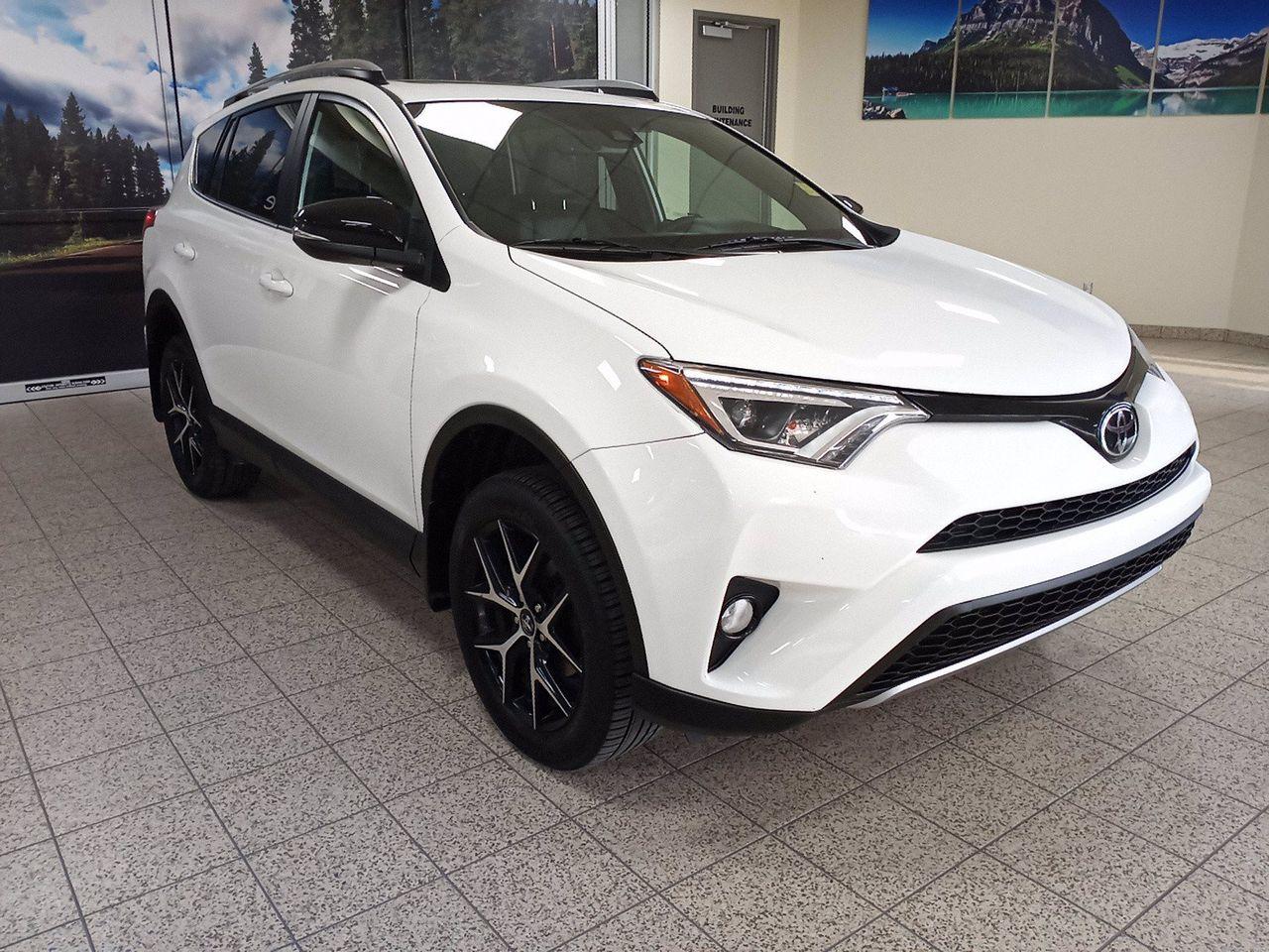 2017 Toyota RAV4 SE-2