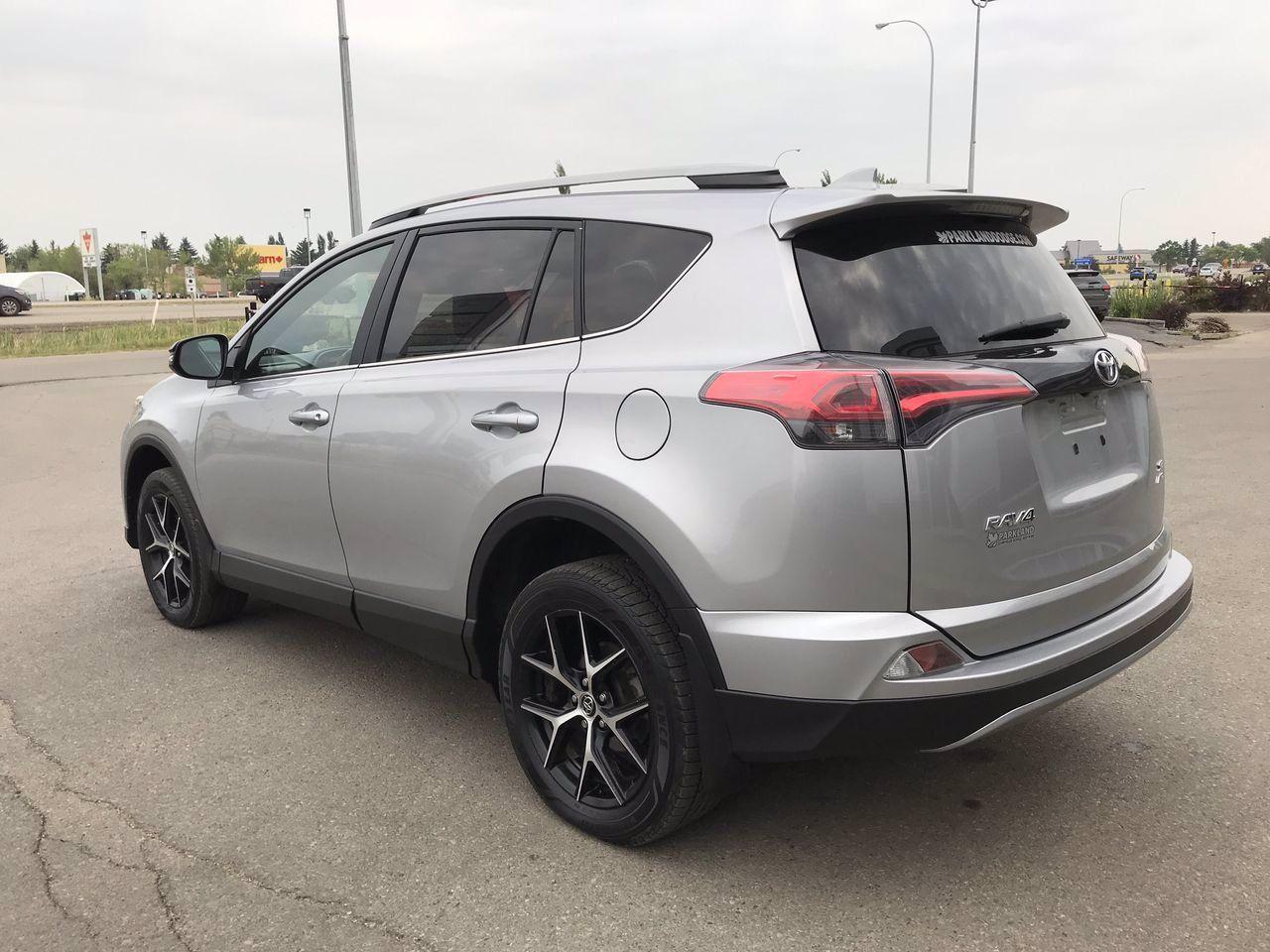 2017 Toyota RAV4 SE-4