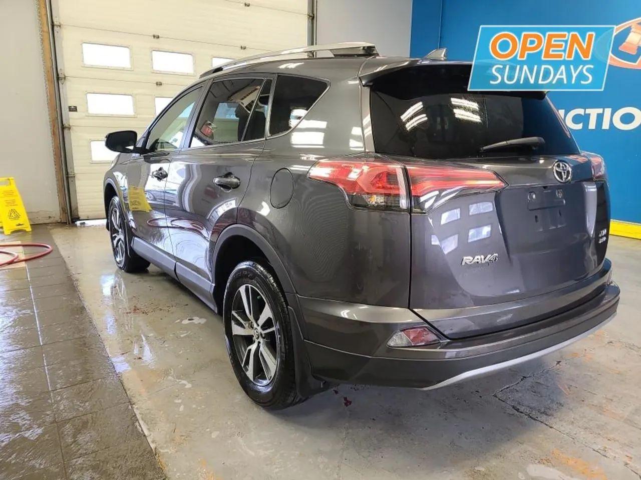 2017 Toyota RAV4 XLE-2