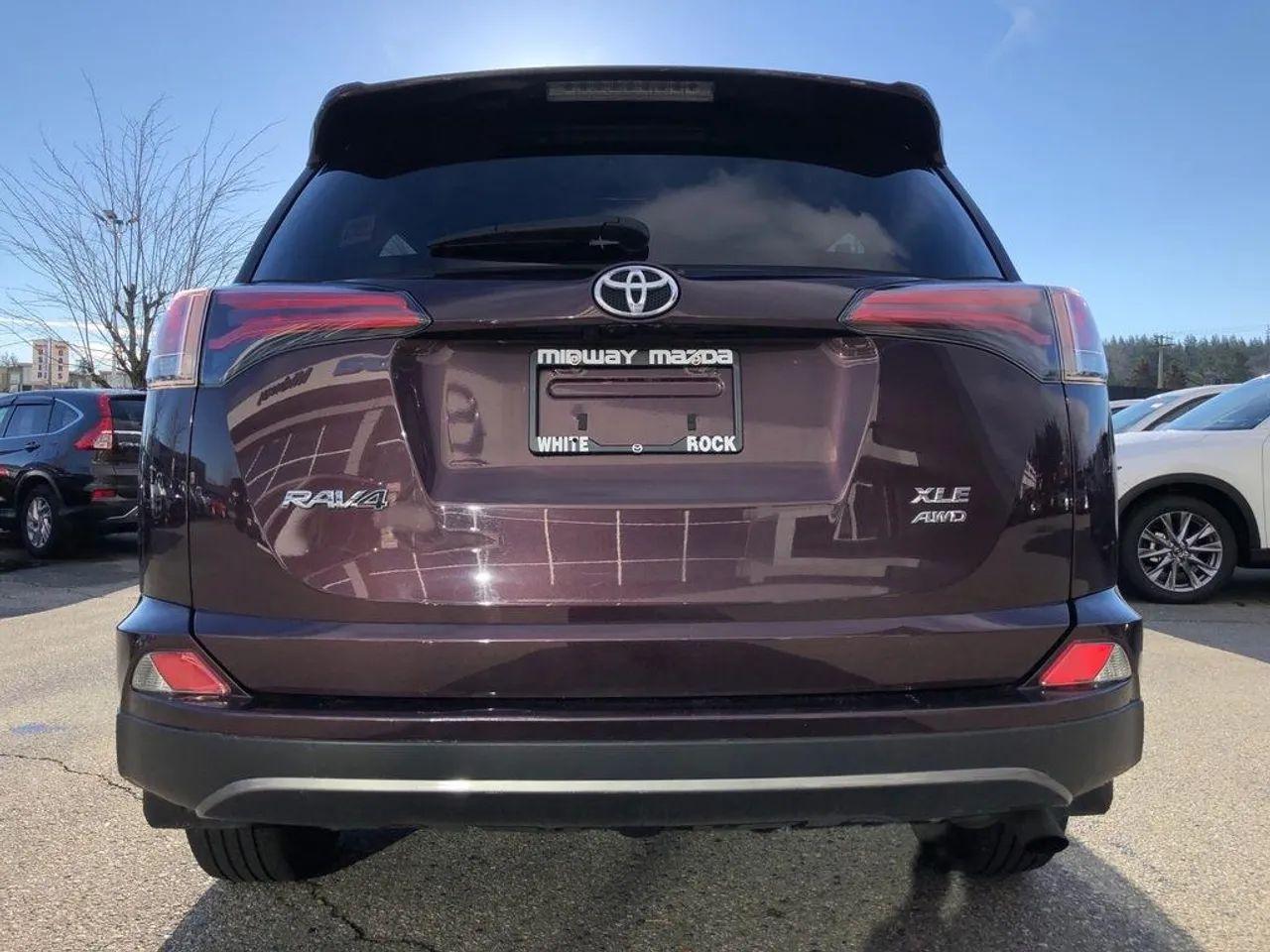 2017 Toyota RAV4 XLE-3