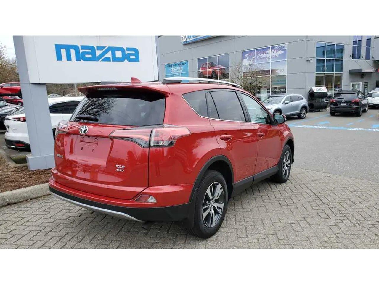 2017 Toyota RAV4 XLE-2