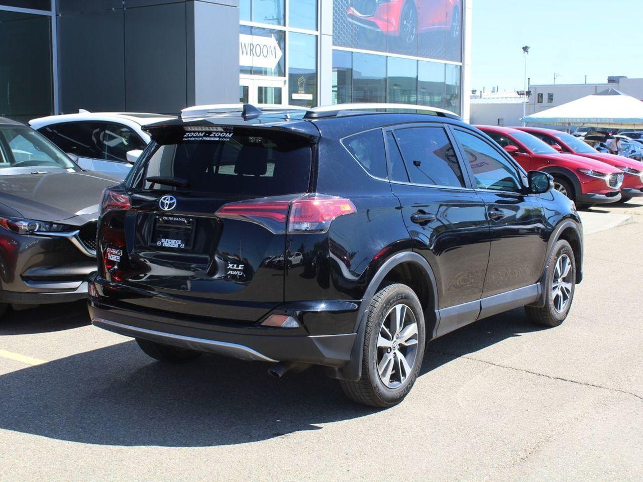 2017 Toyota RAV4 XLE-4