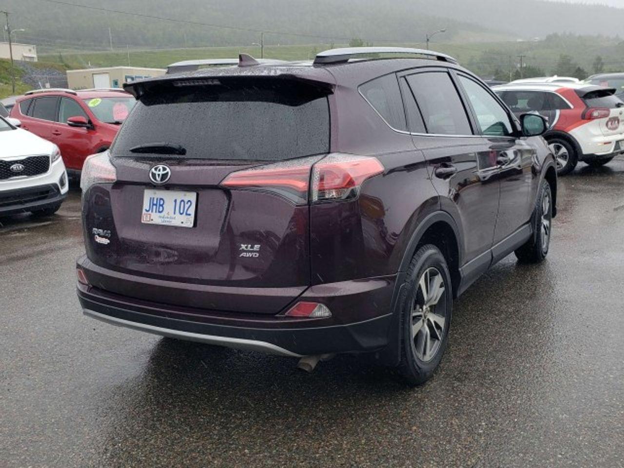 2017 Toyota RAV4 XLE-1