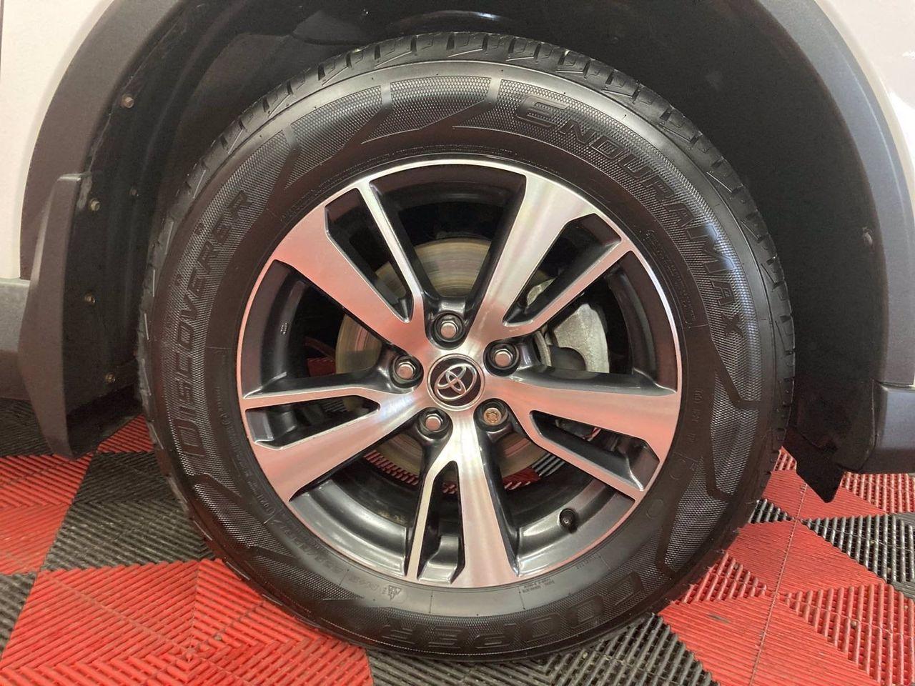 2017 Toyota RAV4 XLE-4
