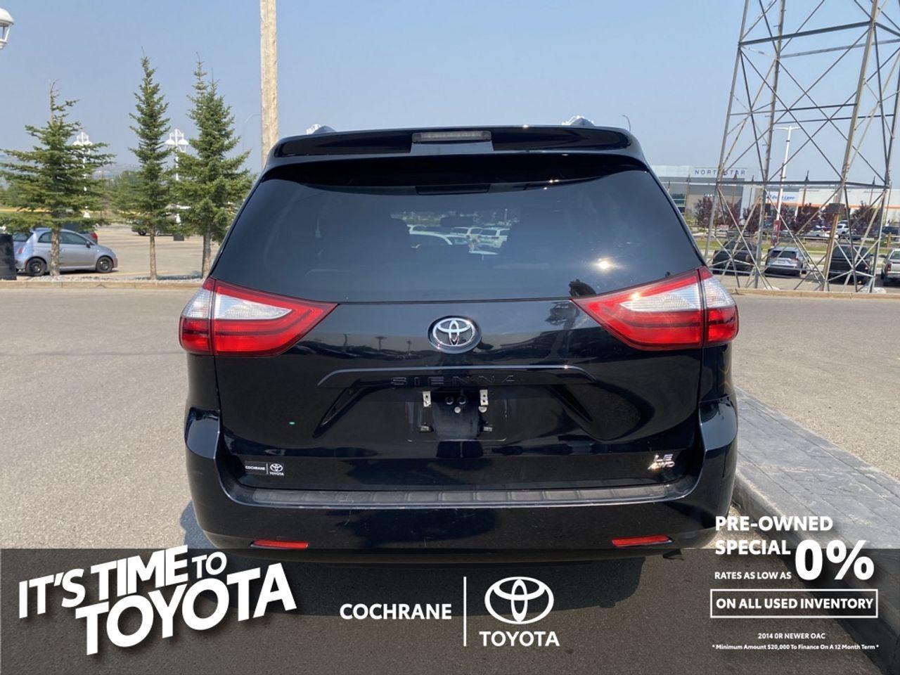2017 Toyota Sienna LE-3