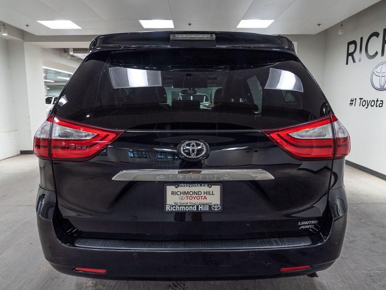 2017 Toyota Sienna XLE-4