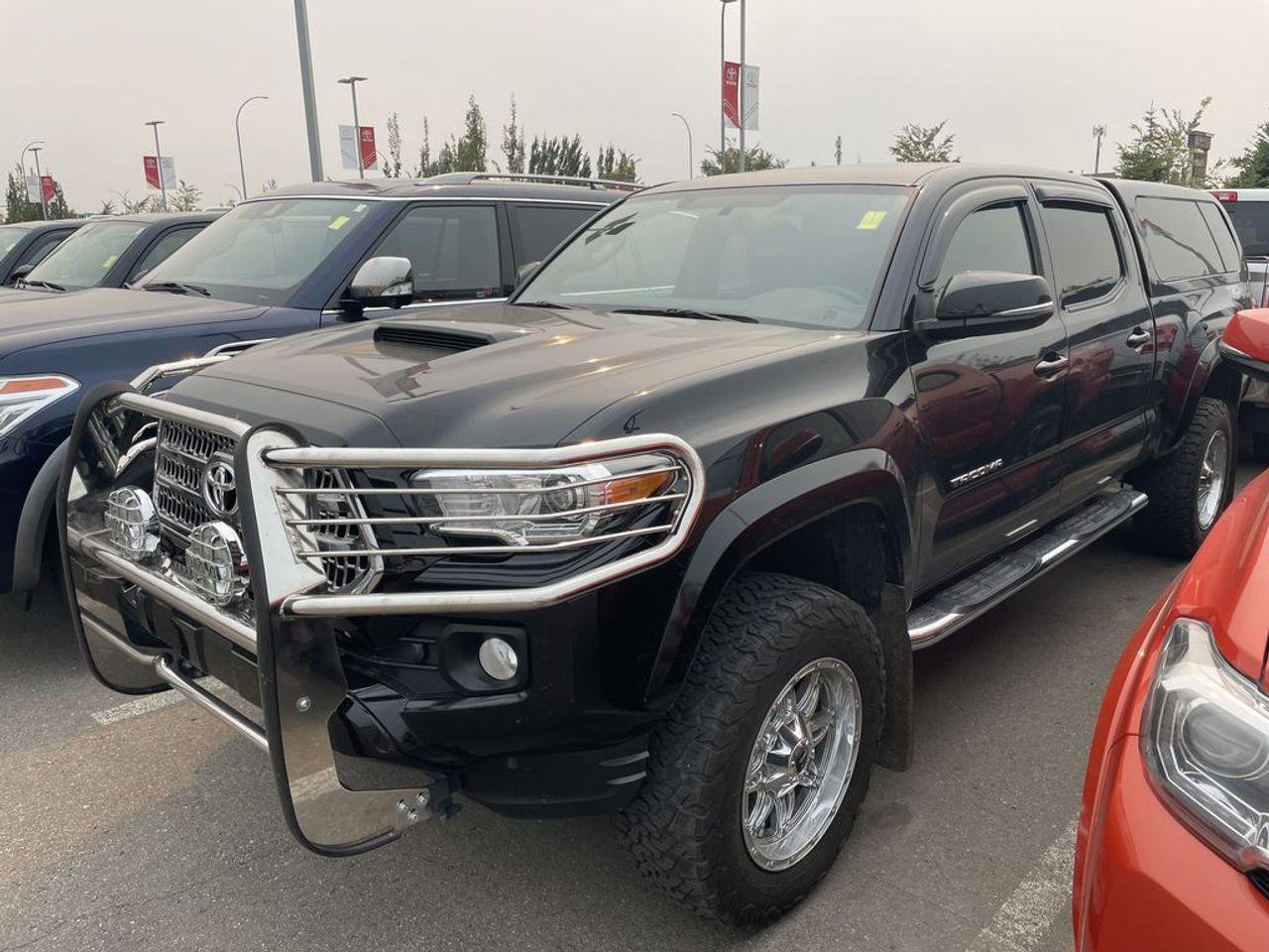 2017 Toyota Tacoma SR5-2