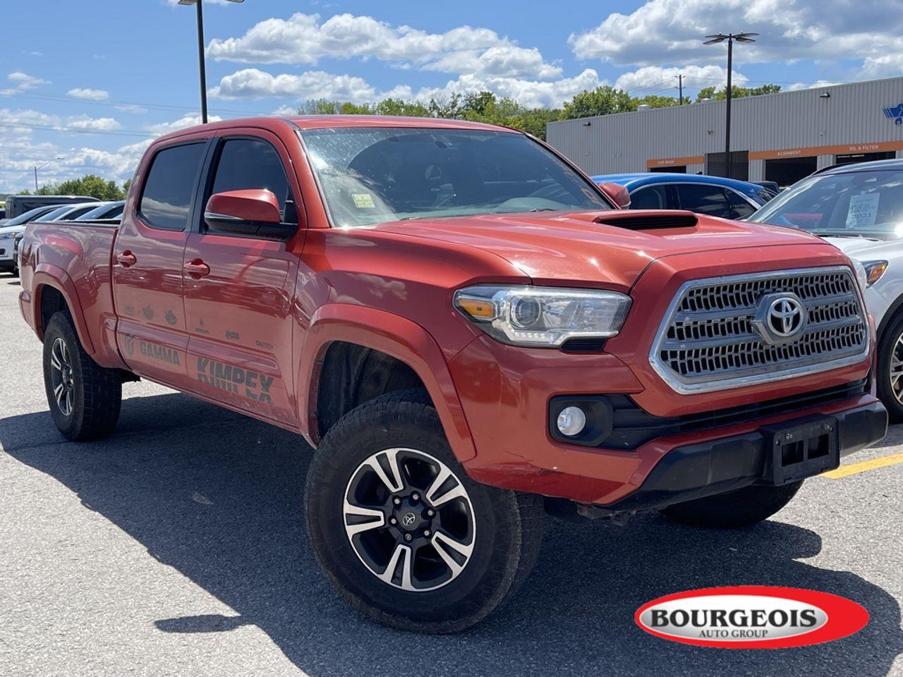 2017 Toyota Tacoma SR5-0