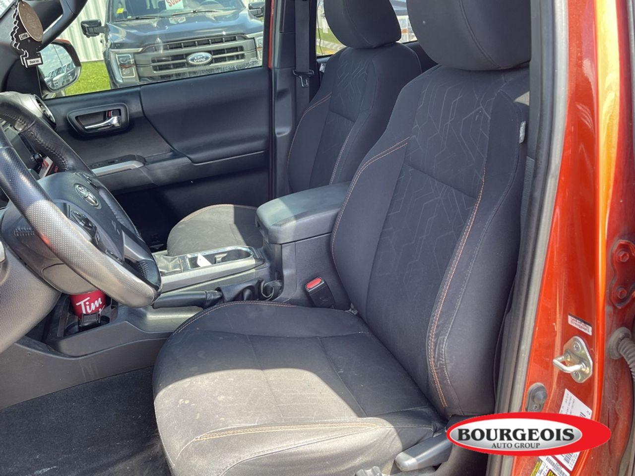 2017 Toyota Tacoma SR5-3