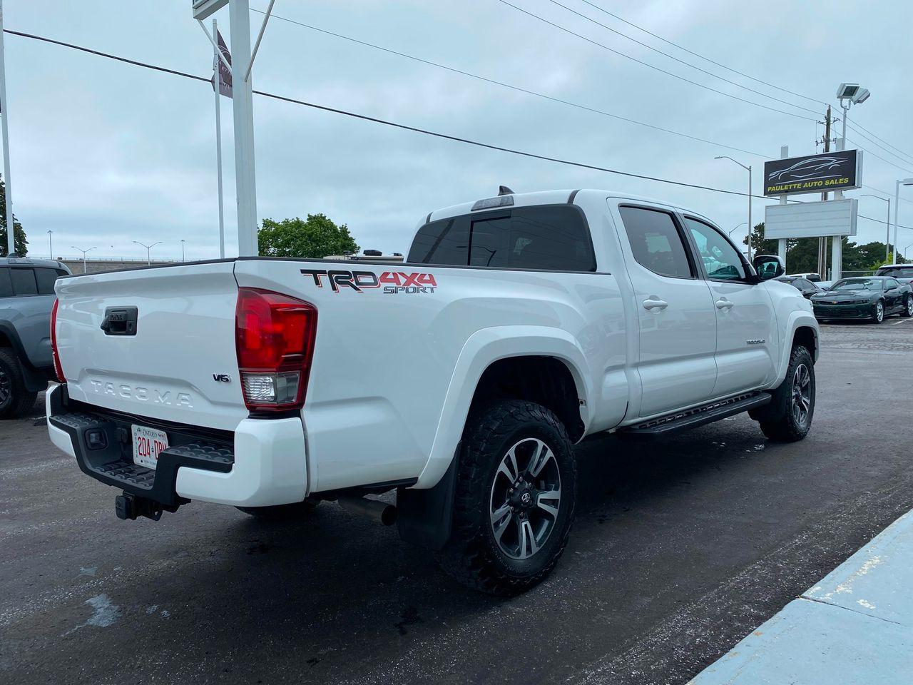 2017 Toyota Tacoma SR5-4