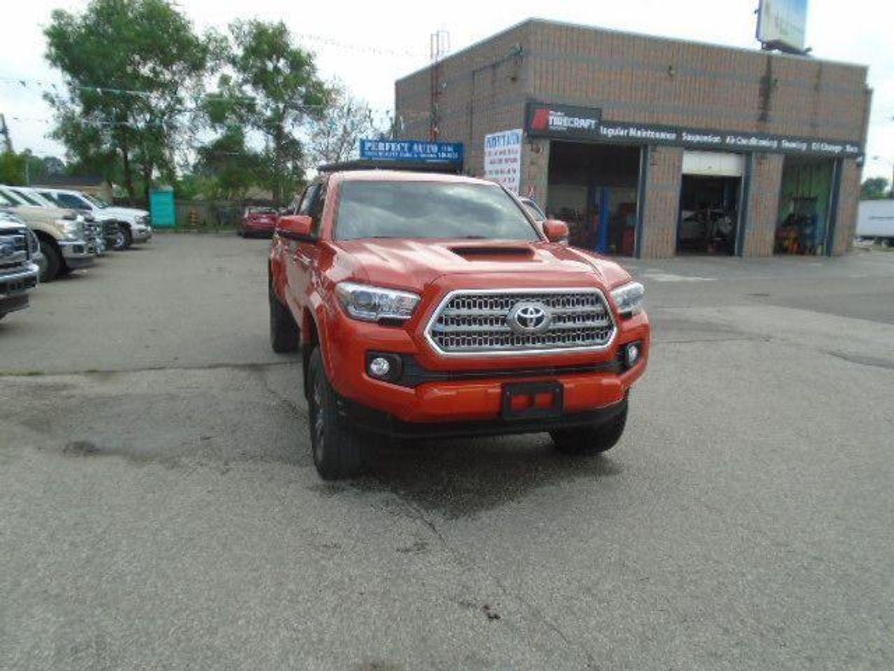 2017 Toyota Tacoma TRD-0