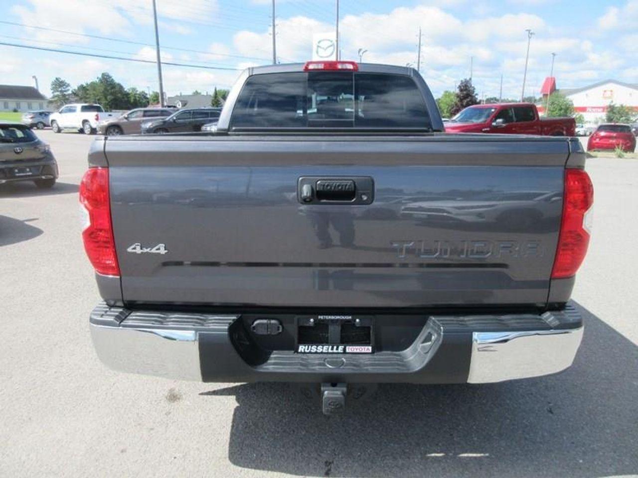 2017 Toyota Tundra SR5 Plus-3