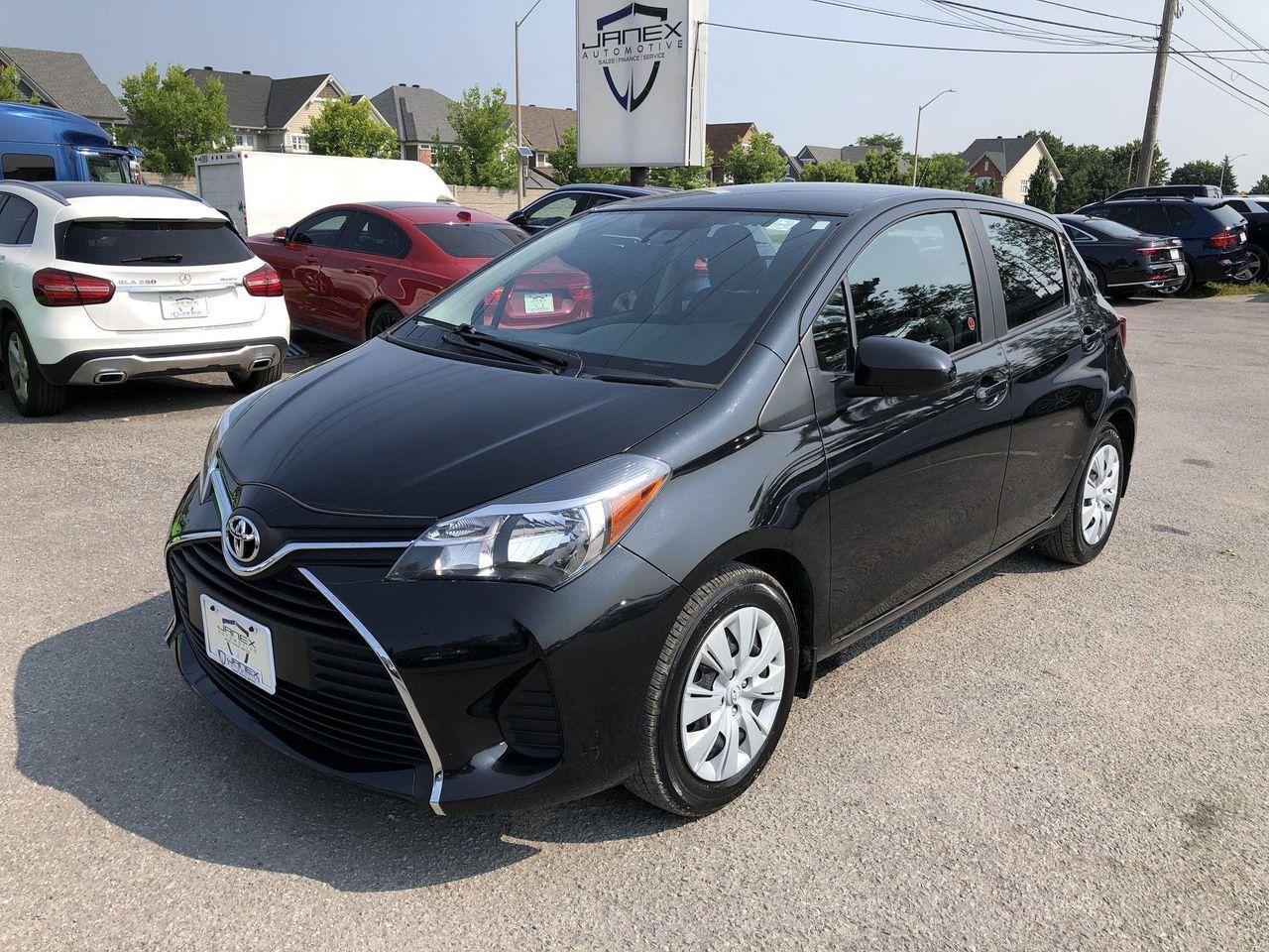 2017 Toyota Yaris LE-0