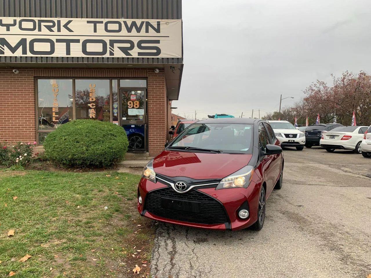 2017 Toyota Yaris SE-1