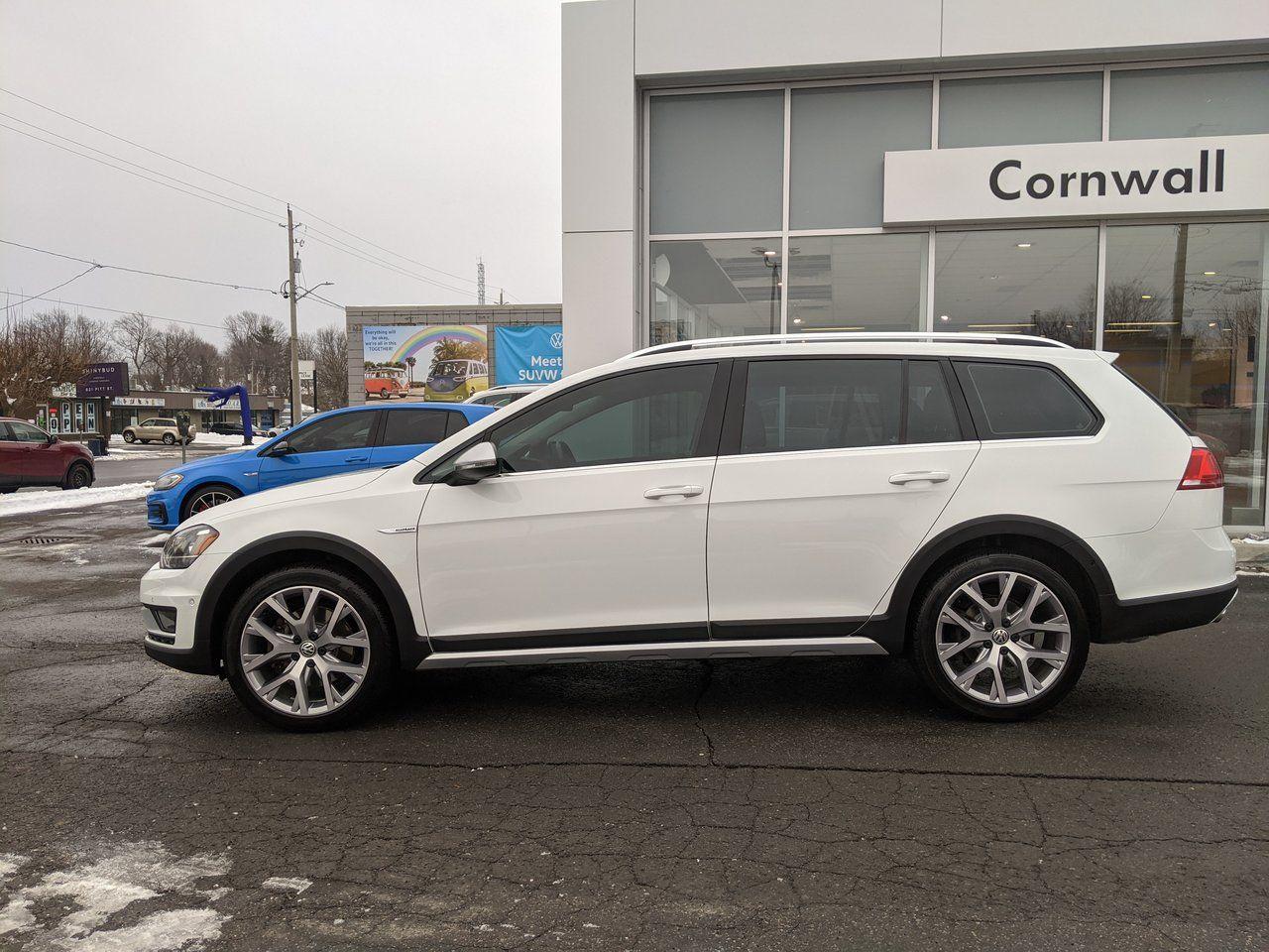 2017 Volkswagen Golf Alltrack -2