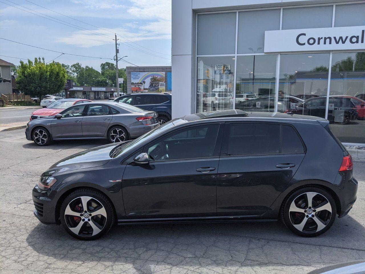 2017 Volkswagen Golf -2