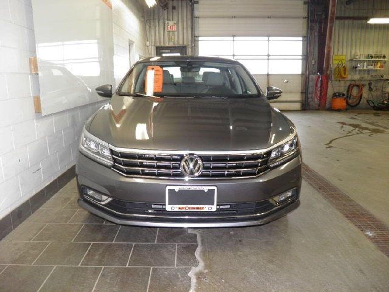 2017 Volkswagen Passat -4