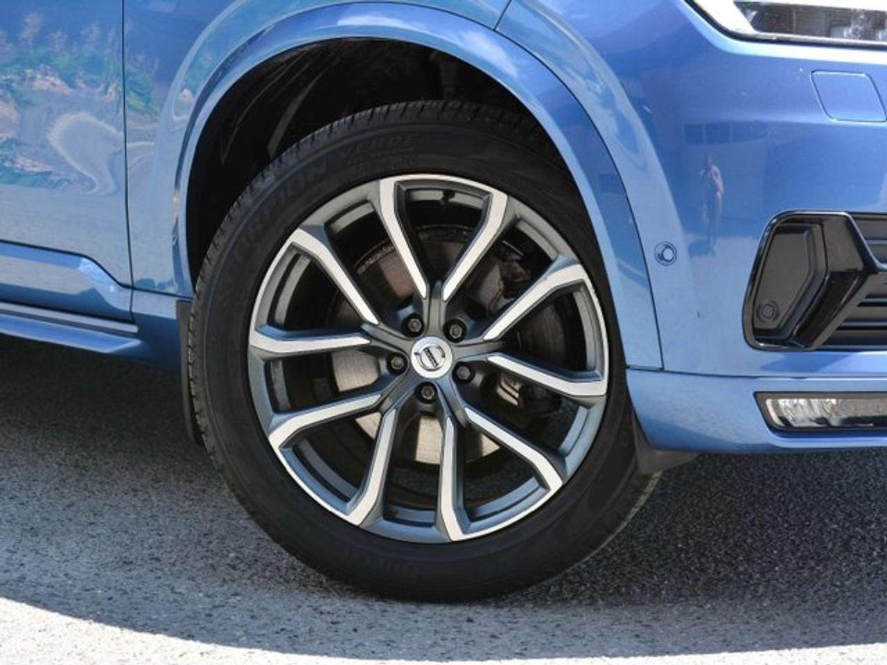 2017 Volvo XC90 T6 R-Design-3