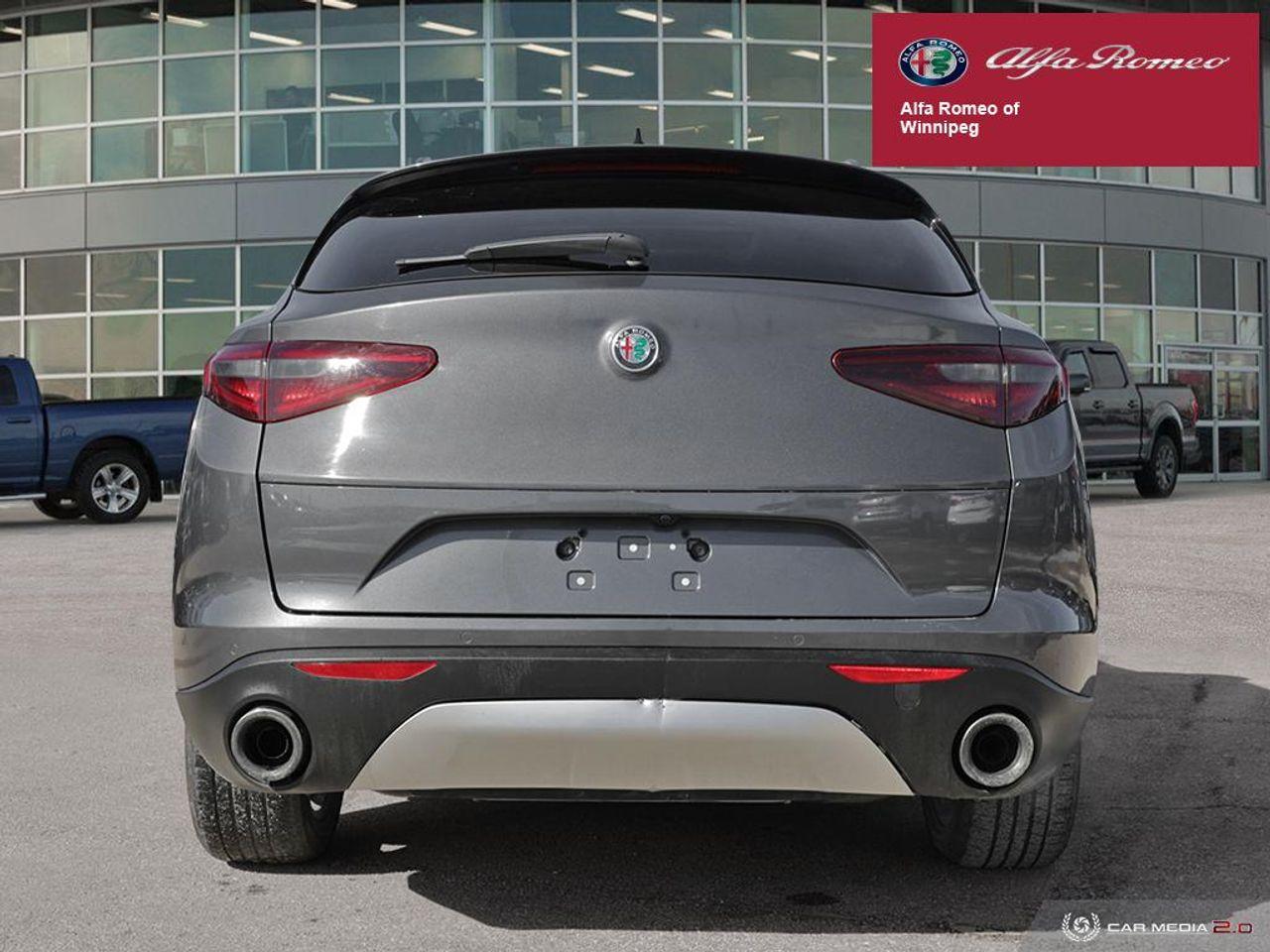 2018 Alfa Romeo Stelvio Sport-4