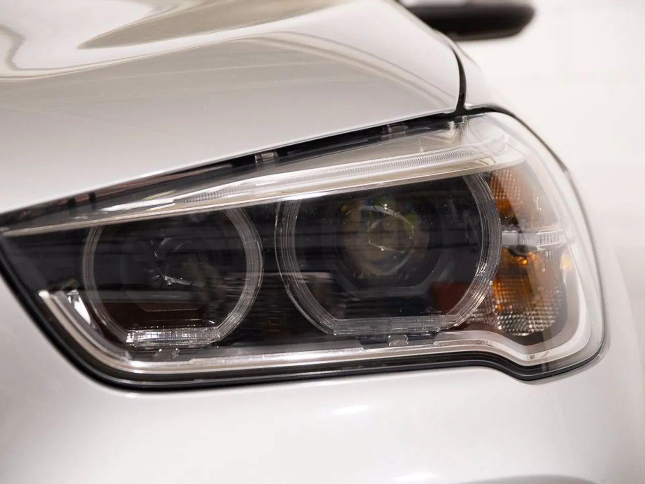 2018 BMW X1 Xdrive28i-4