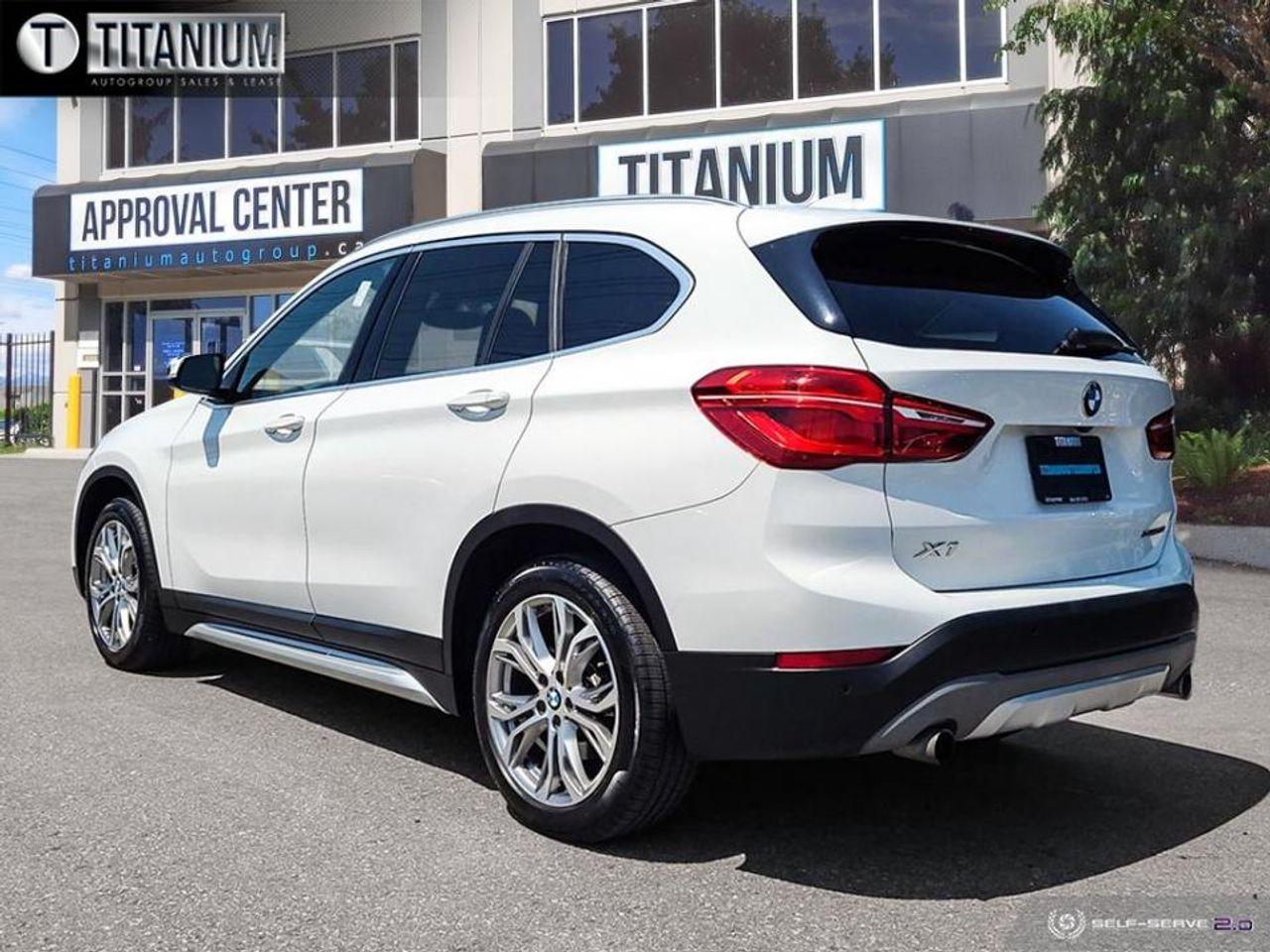 2018 BMW X1 XDrive28i-3