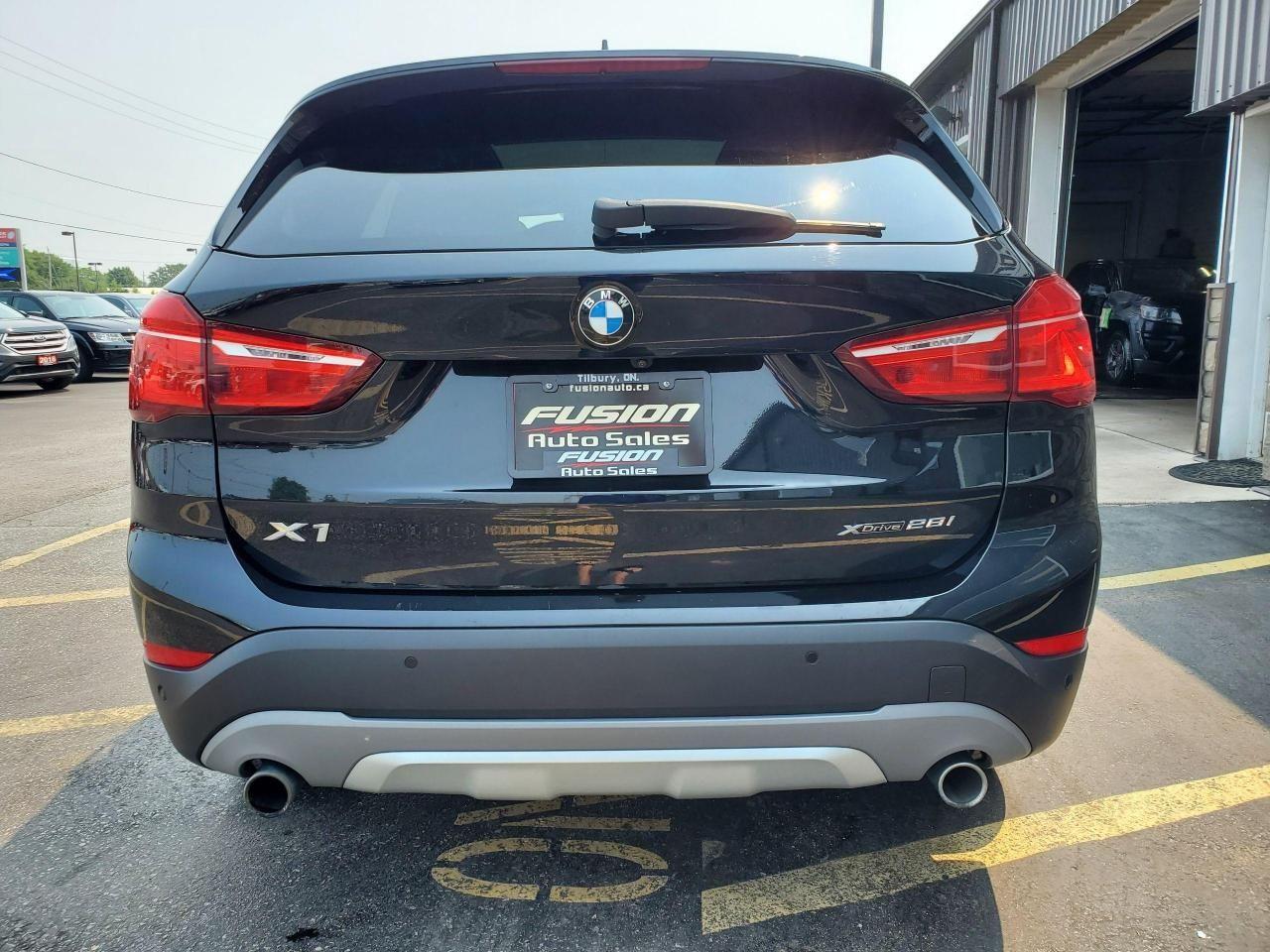 2018 BMW X1 Xdrive28i-3