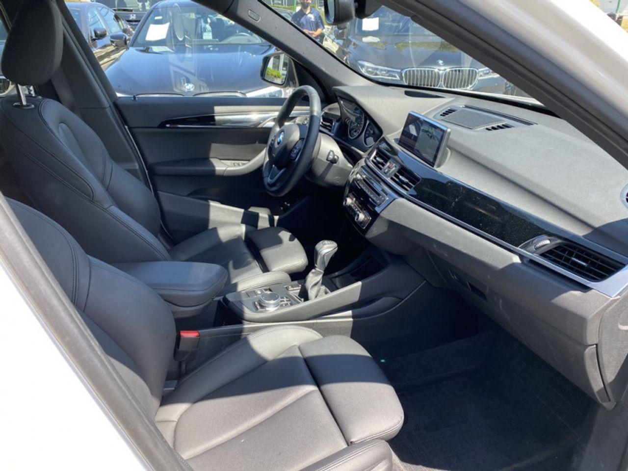 2018 BMW X1 Xdrive28i-3