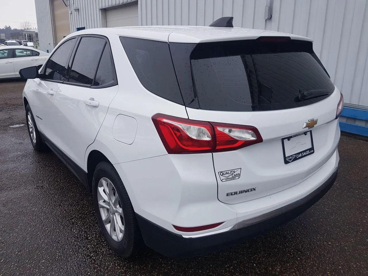 2018 Chevrolet Equinox LS-2